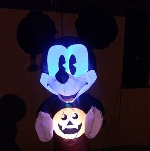 Meet your Posher, Shay